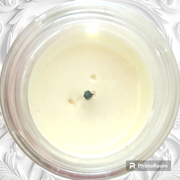 Mrs. Meyers Clean Day Soy Candle 4.8 oz Limited Edition Peppermint - Picture 5 of 5